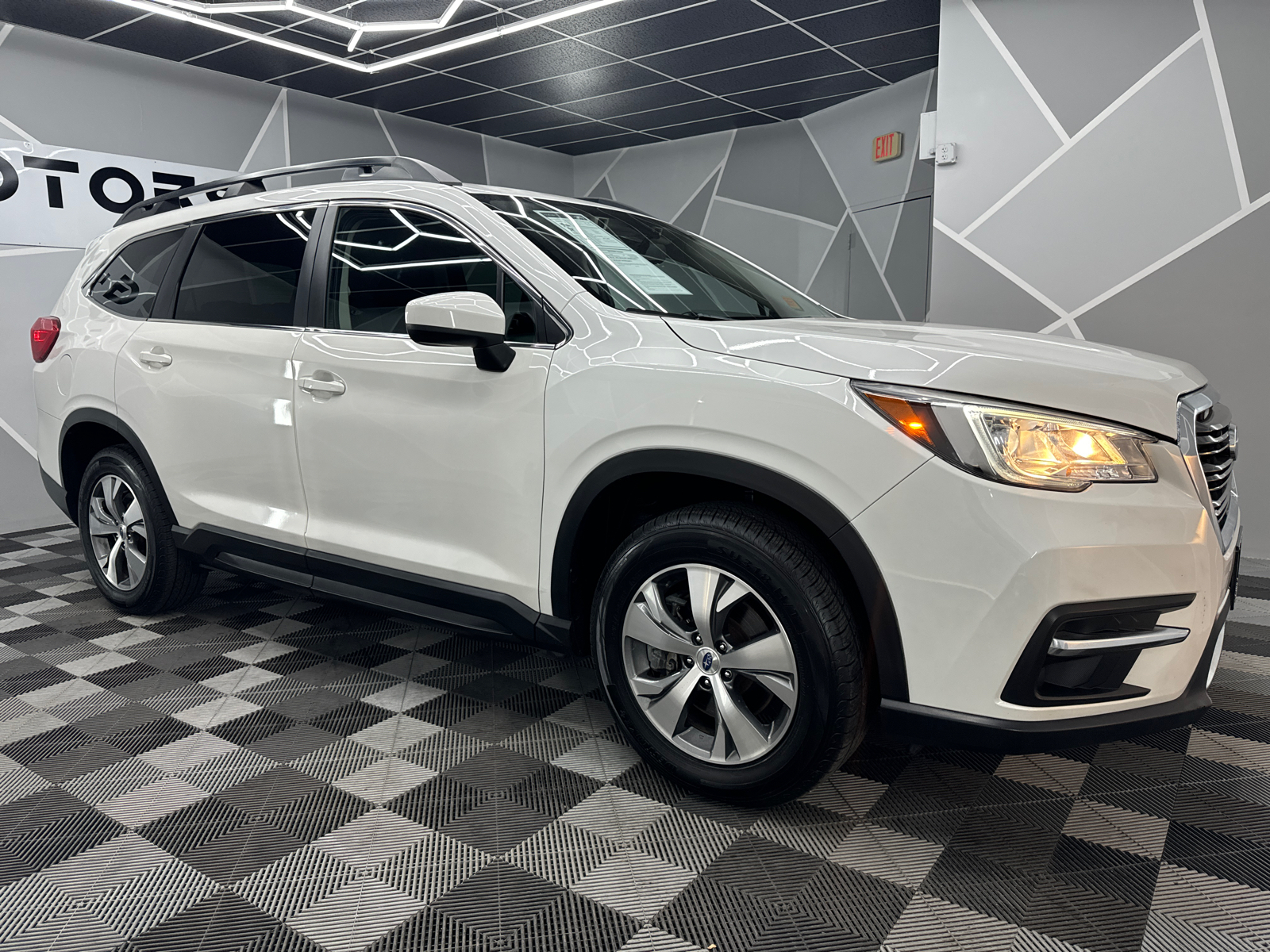 2019 Subaru Ascent Premium Sport Utility 4D 12