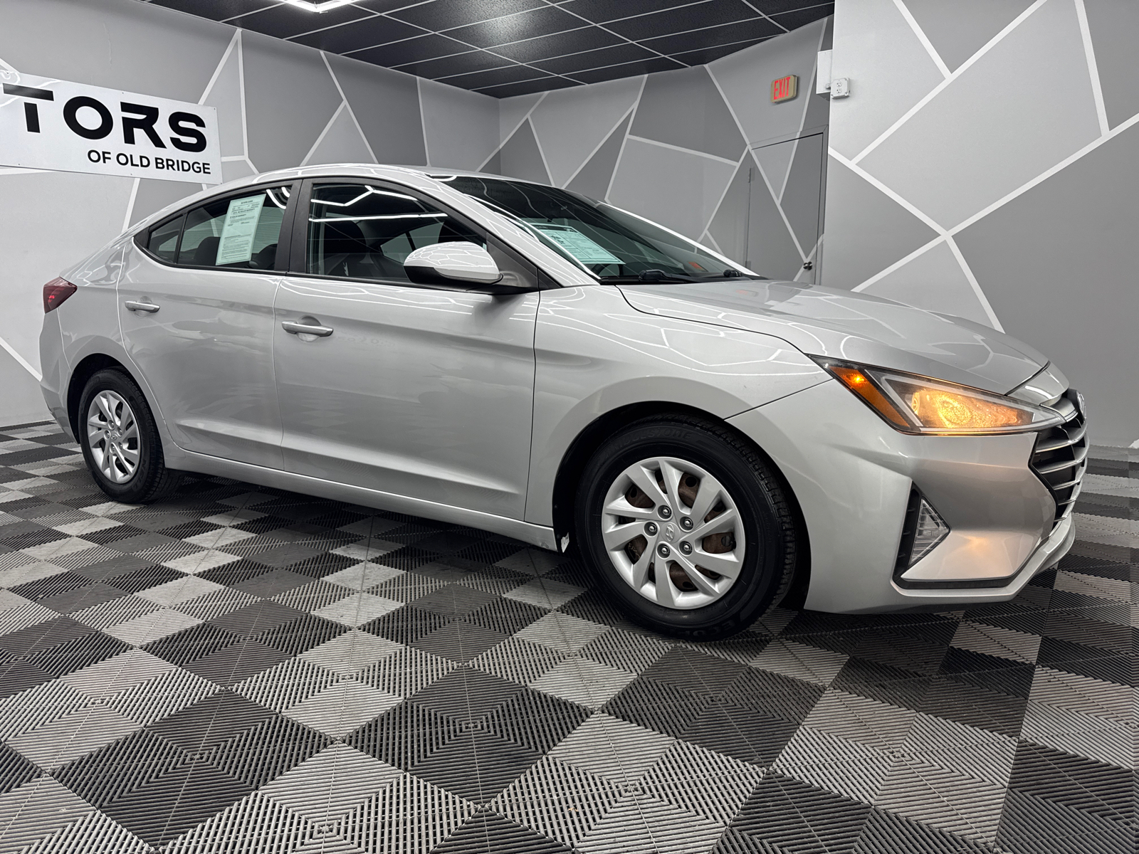 2019 Hyundai Elantra SE Sedan 4D 12