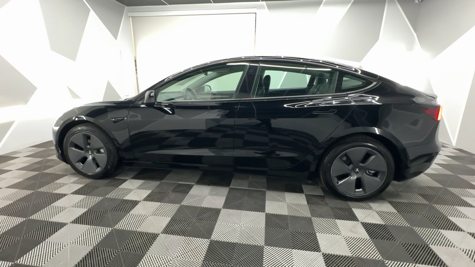 2023 Tesla Model 3 Standard Sedan 4D 7