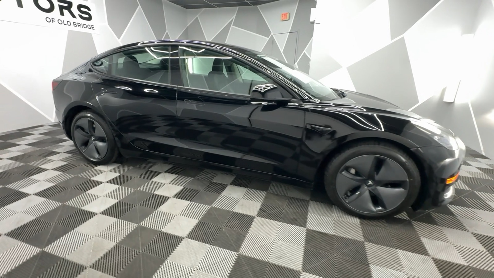 2023 Tesla Model 3 Standard Sedan 4D 17