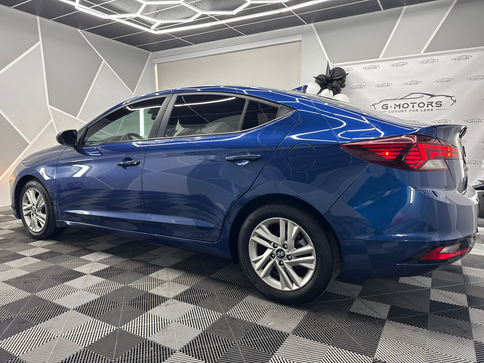 2019 Hyundai Elantra SEL Sedan 4D 4