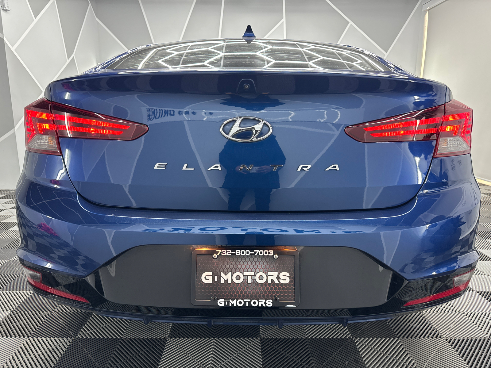 2019 Hyundai Elantra SEL Sedan 4D 7