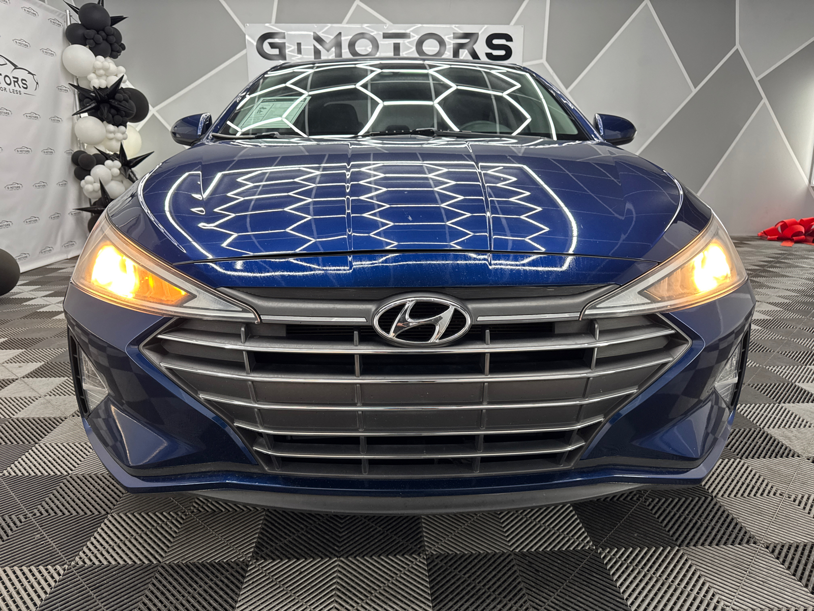 2019 Hyundai Elantra SEL Sedan 4D 15