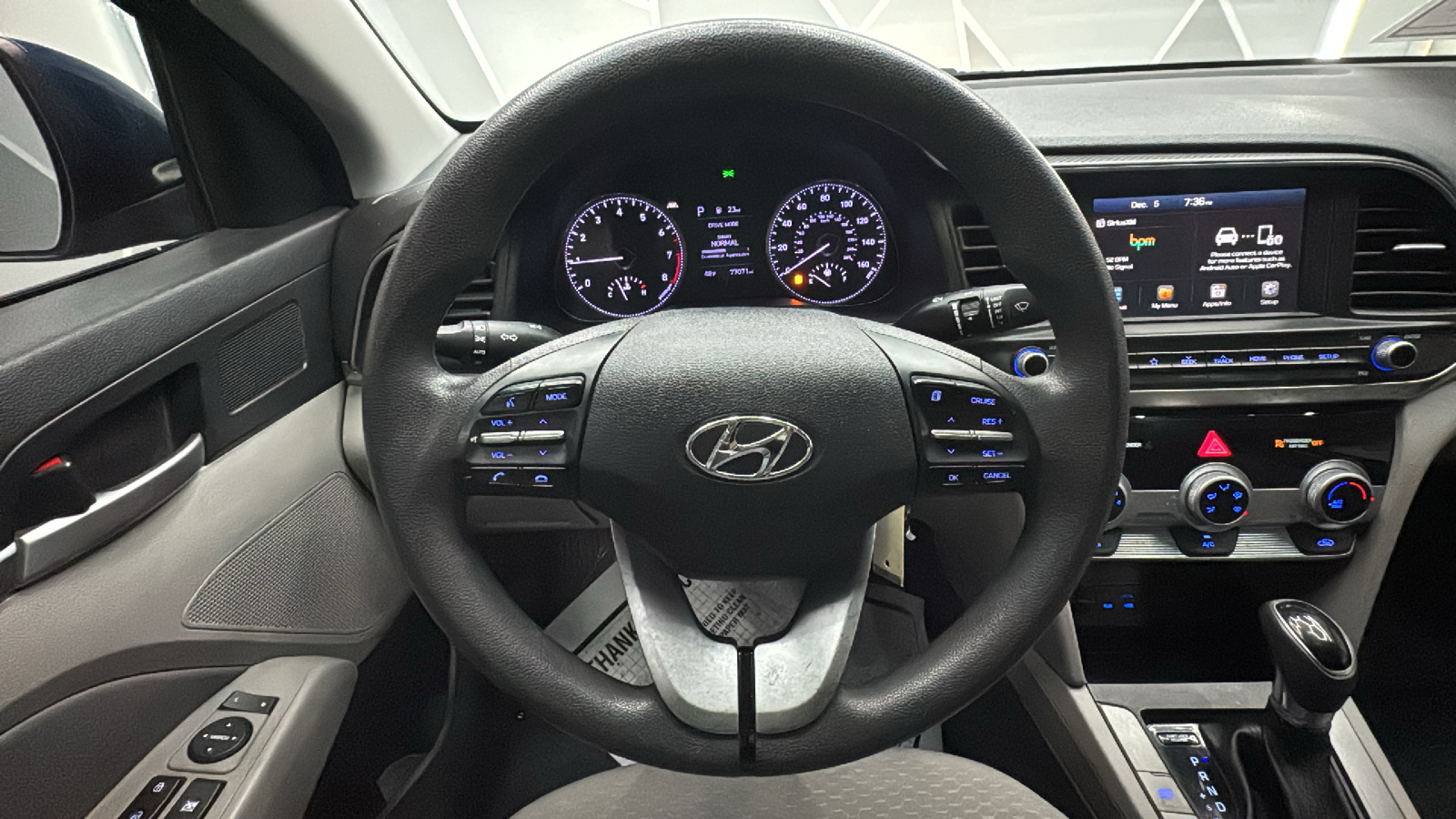 2019 Hyundai Elantra SEL Sedan 4D 41