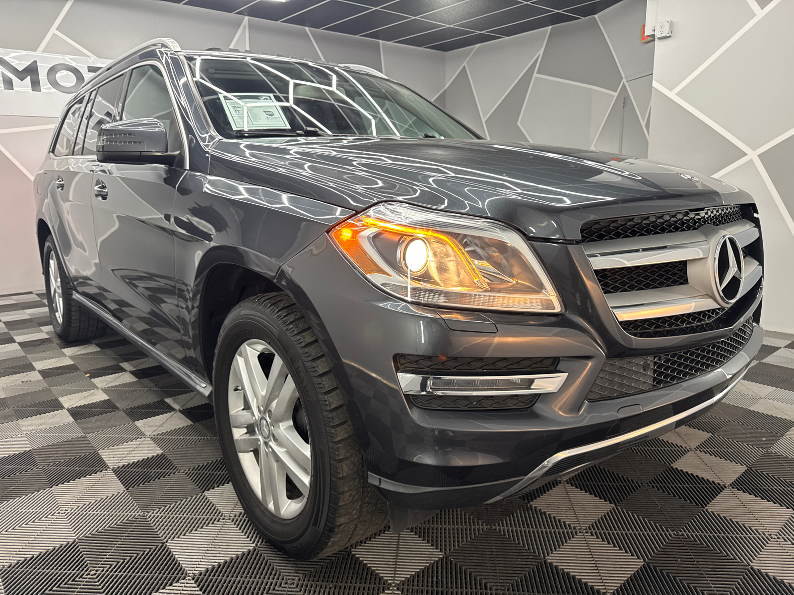 2015 Mercedes-Benz GL-Class GL 450 4MATIC Sport Utility 4D 13