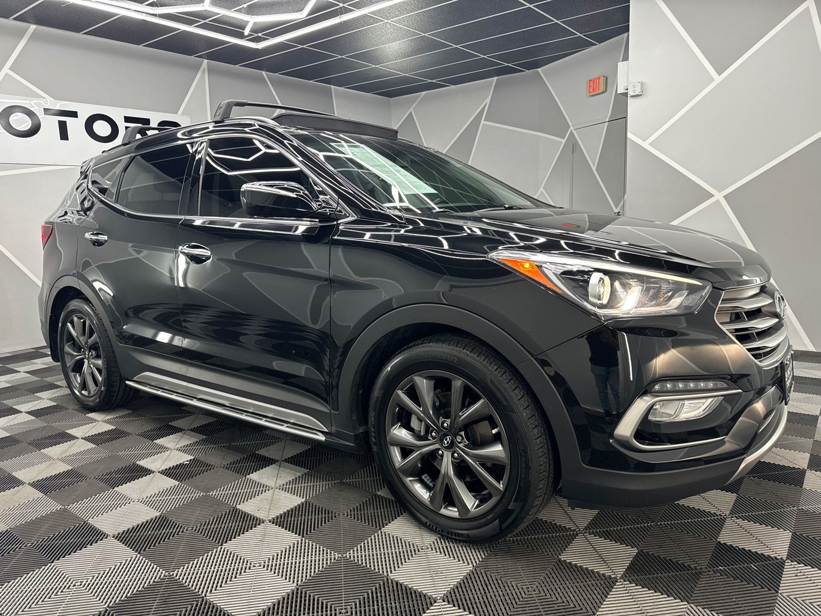 2017 Hyundai Santa Fe Sport 2.0T Ultimate Sport Utility 4D 12