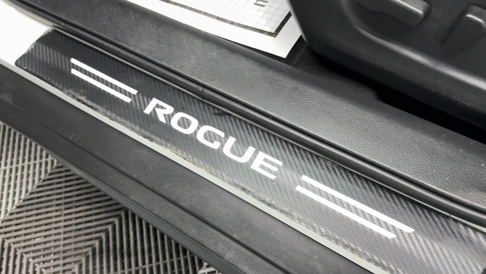 2019 Nissan Rogue SV Sport Utility 4D 57