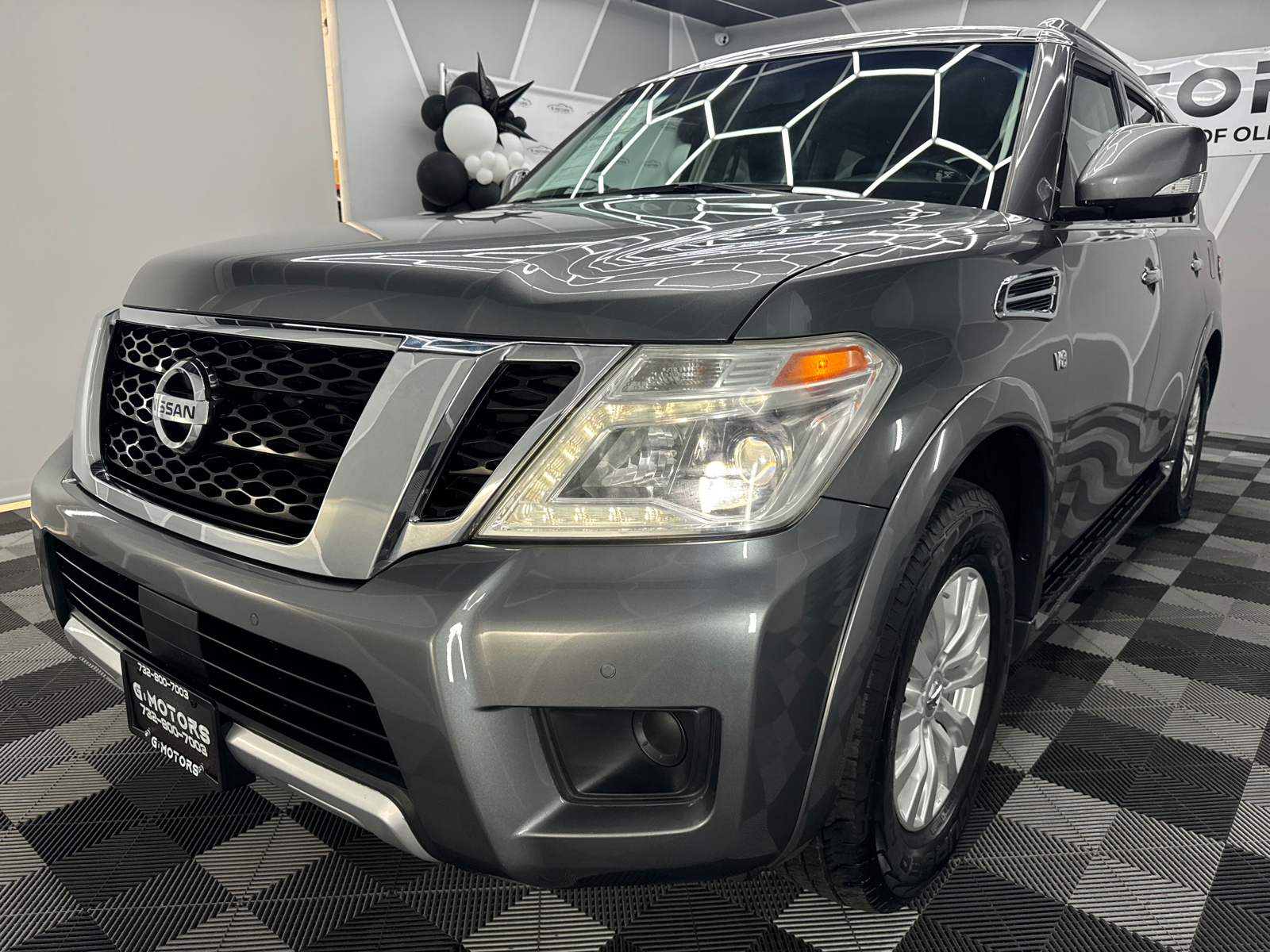 2017 Nissan Armada  1