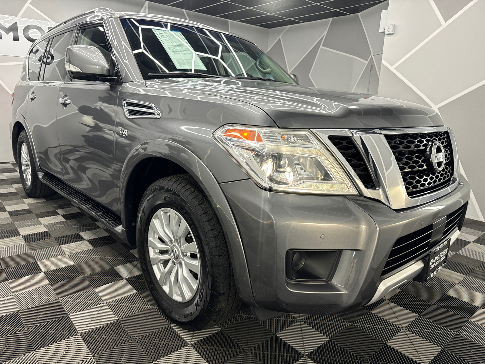 2017 Nissan Armada  13