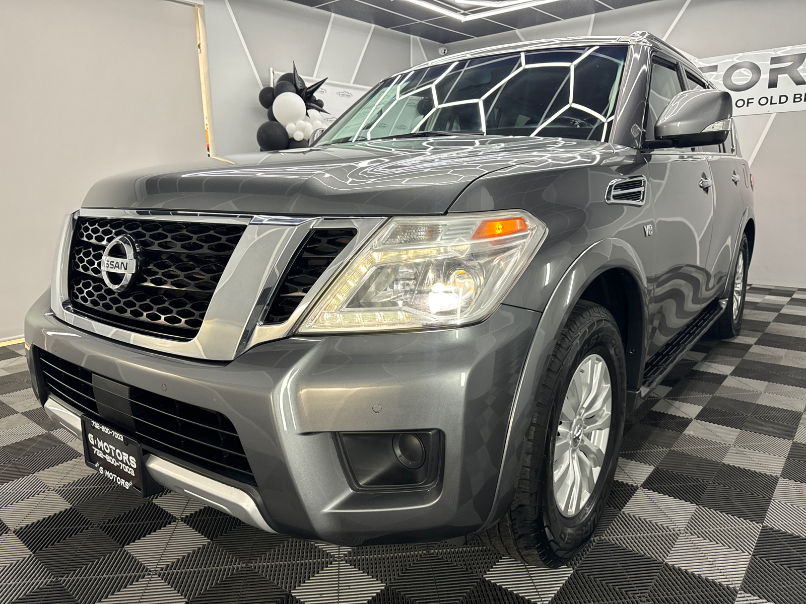 2017 Nissan Armada  17