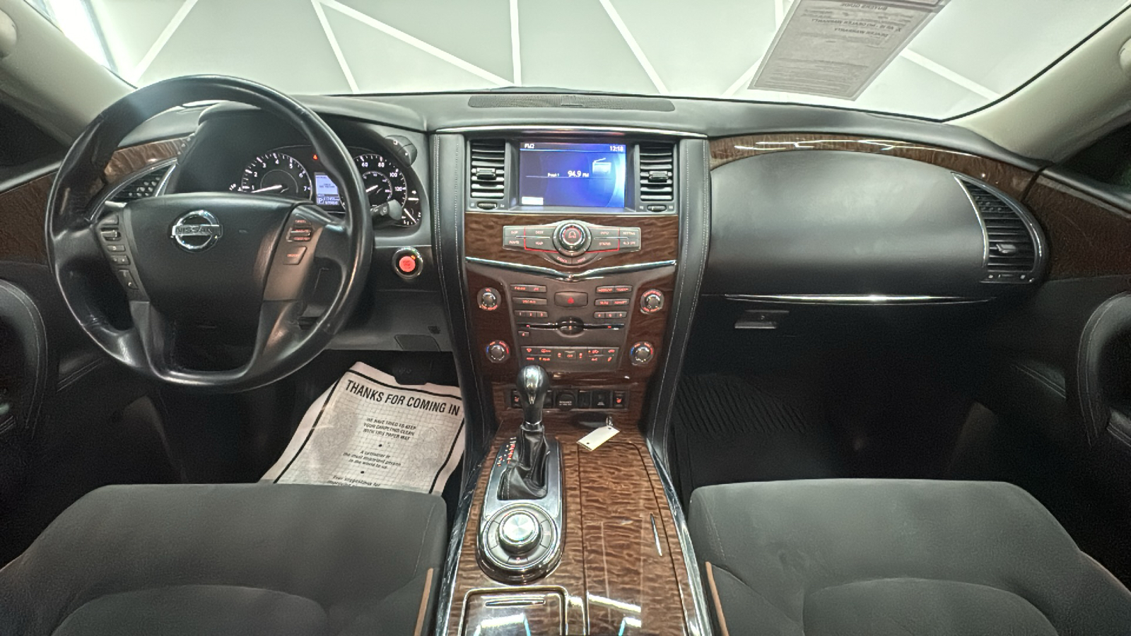 2017 Nissan Armada  41