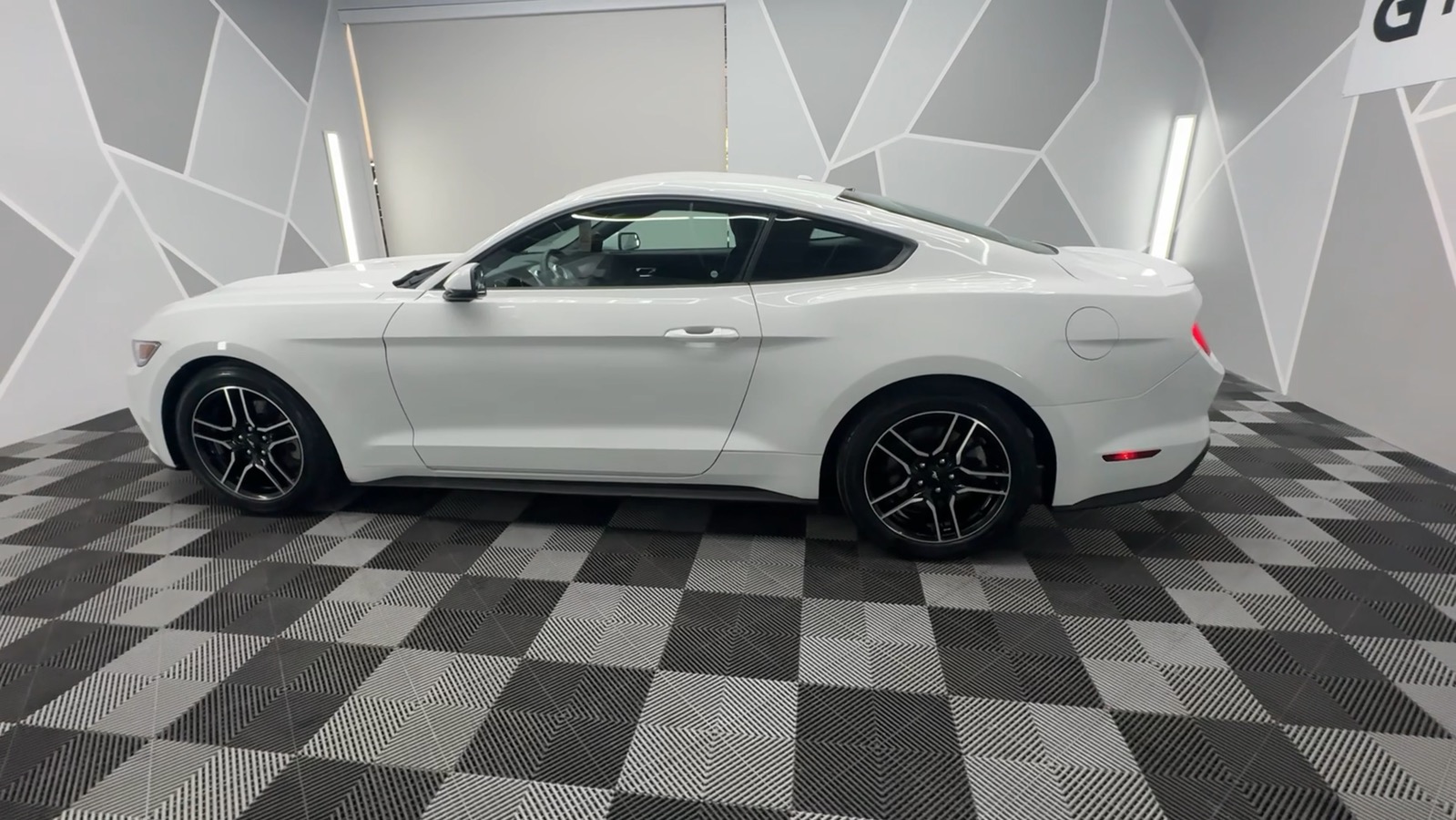 2016 Ford Mustang EcoBoost Premium Coupe 2D 5
