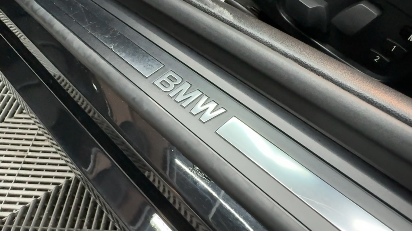 2013 BMW 3 Series 328i Convertible 2D 70