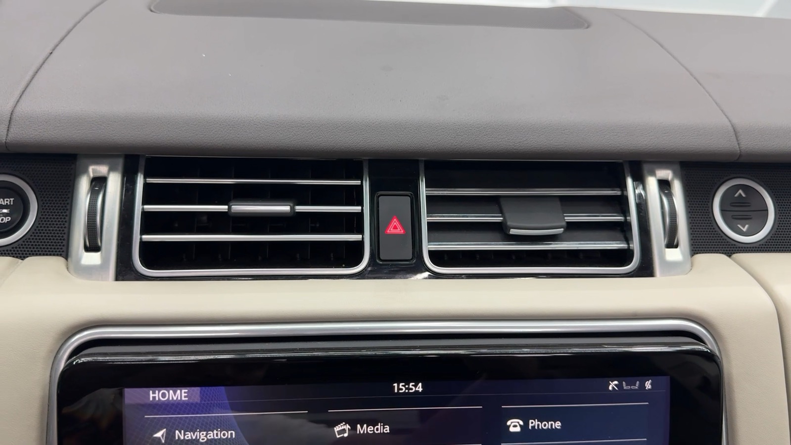 2019 Land Rover Range Rover HSE Sport Utility 4D 46