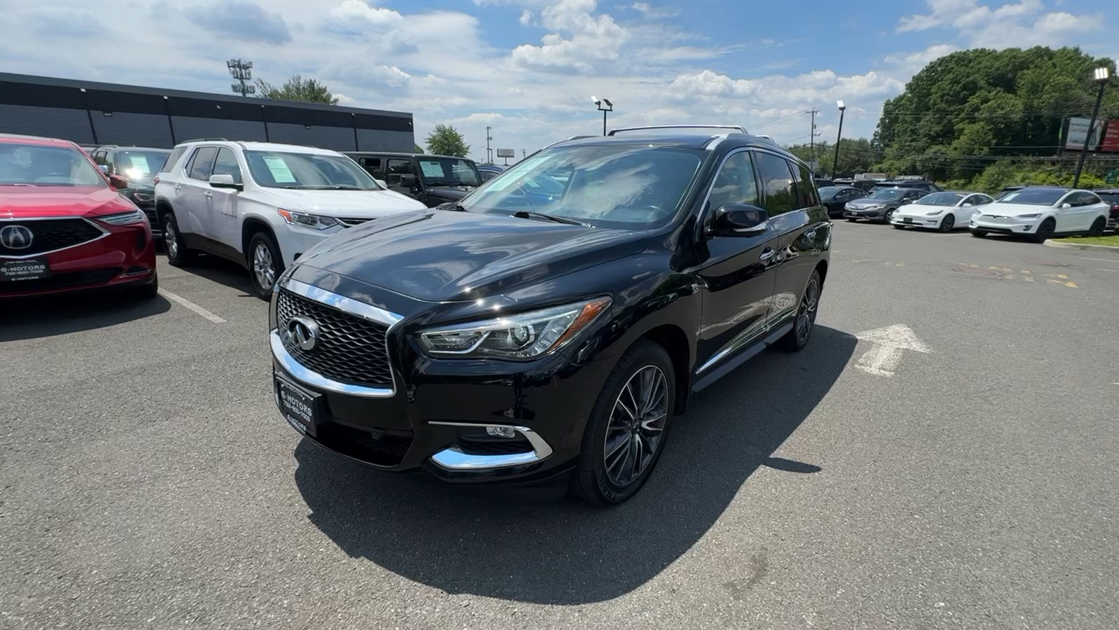 2019 INFINITI QX60 LUXE Sport Utility 4D 1