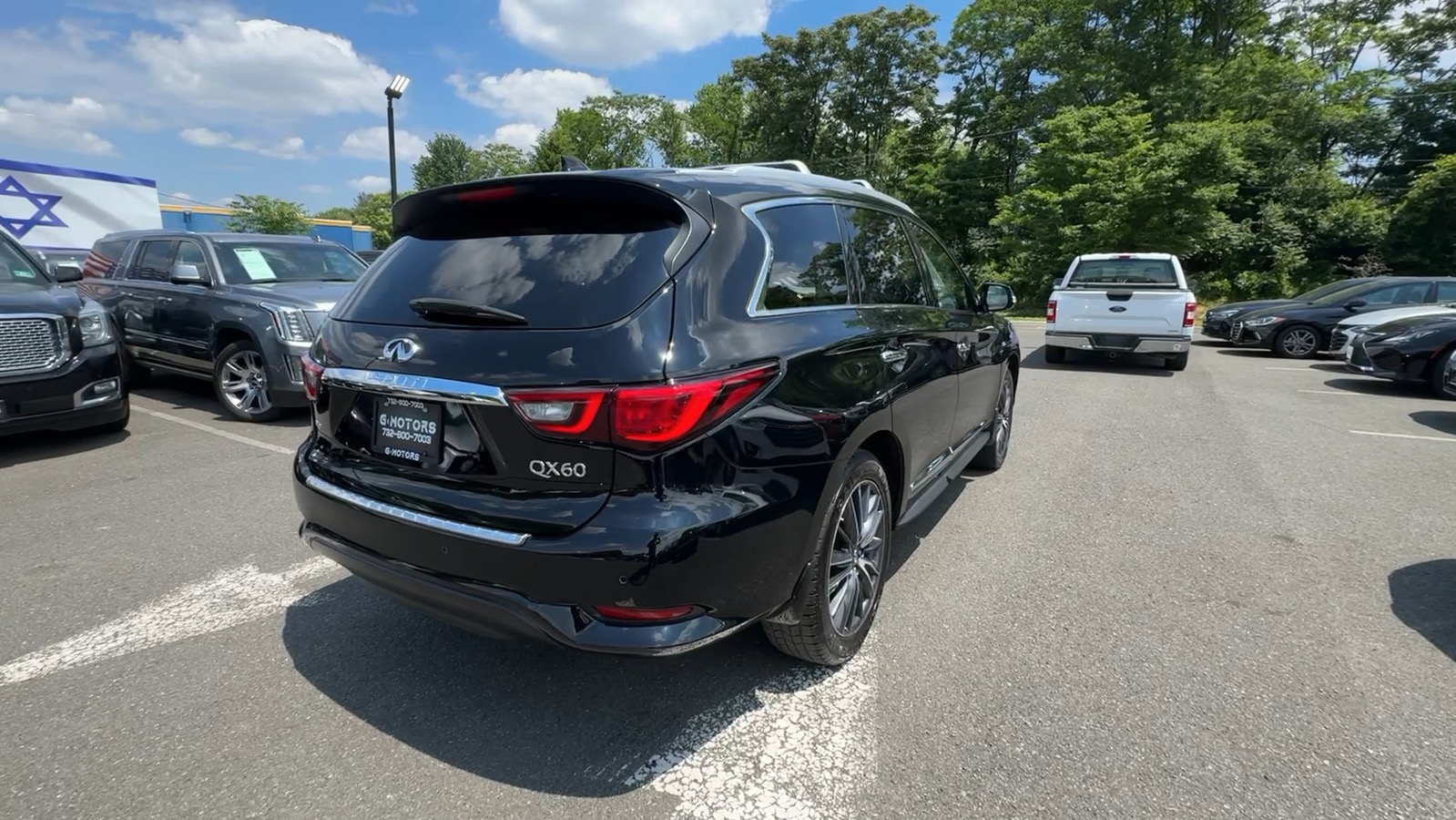 2019 INFINITI QX60 LUXE Sport Utility 4D 8