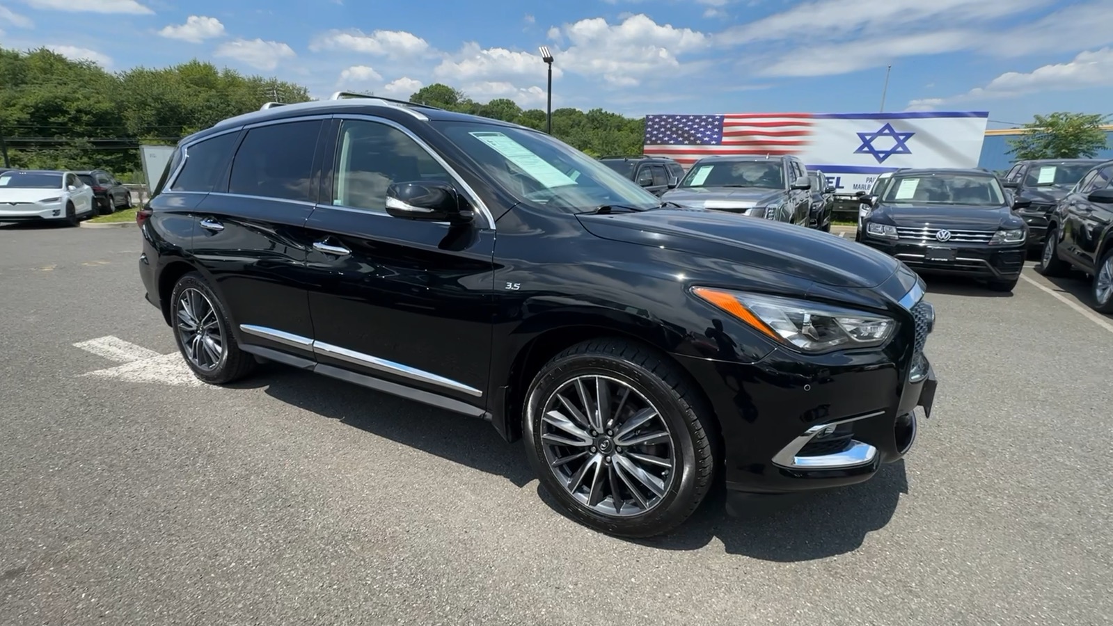 2019 INFINITI QX60 LUXE Sport Utility 4D 12