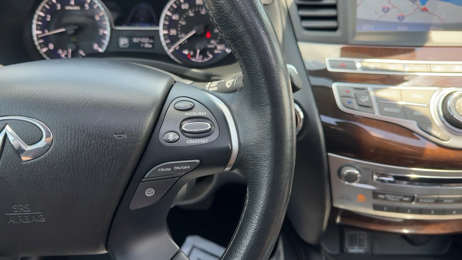 2019 INFINITI QX60 LUXE Sport Utility 4D 51