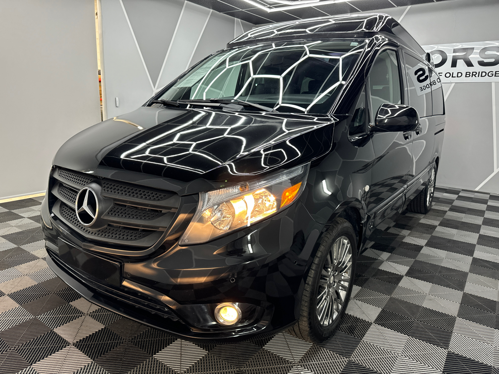 2019 Mercedes-Benz Metris  1