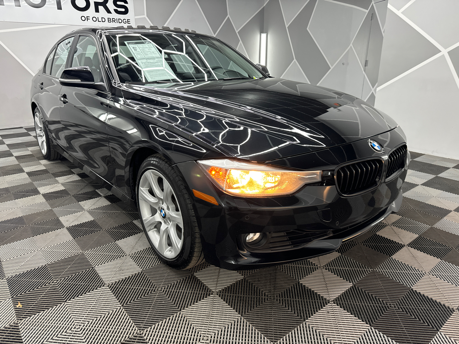 2015 BMW 3 Series 328i xDrive Sedan 4D 11