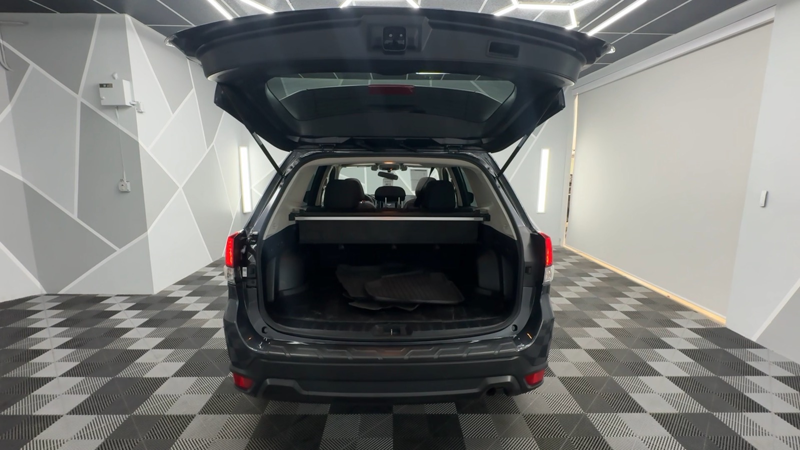 2021 Subaru Forester Premium Sport Utility 4D 19