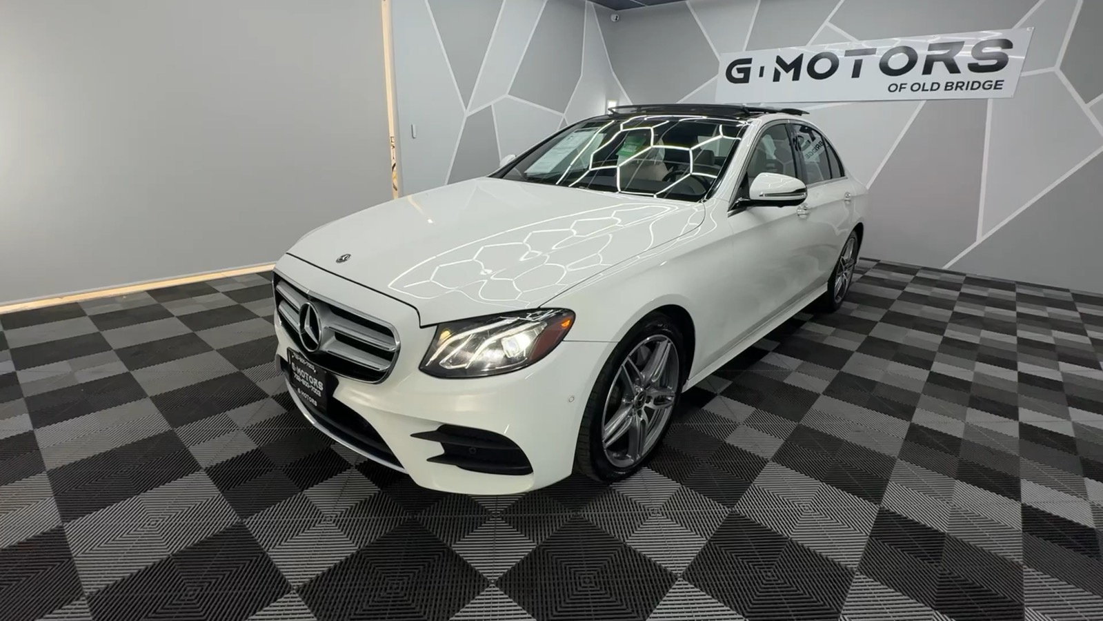 2019 Mercedes-Benz E-Class E 300 4MATIC Sedan 4D 1