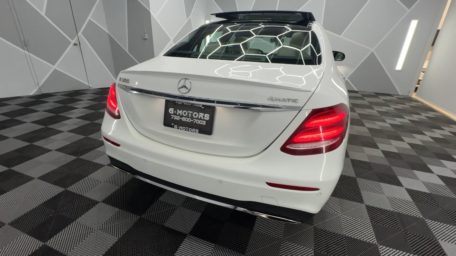 2019 Mercedes-Benz E-Class E 300 4MATIC Sedan 4D 6