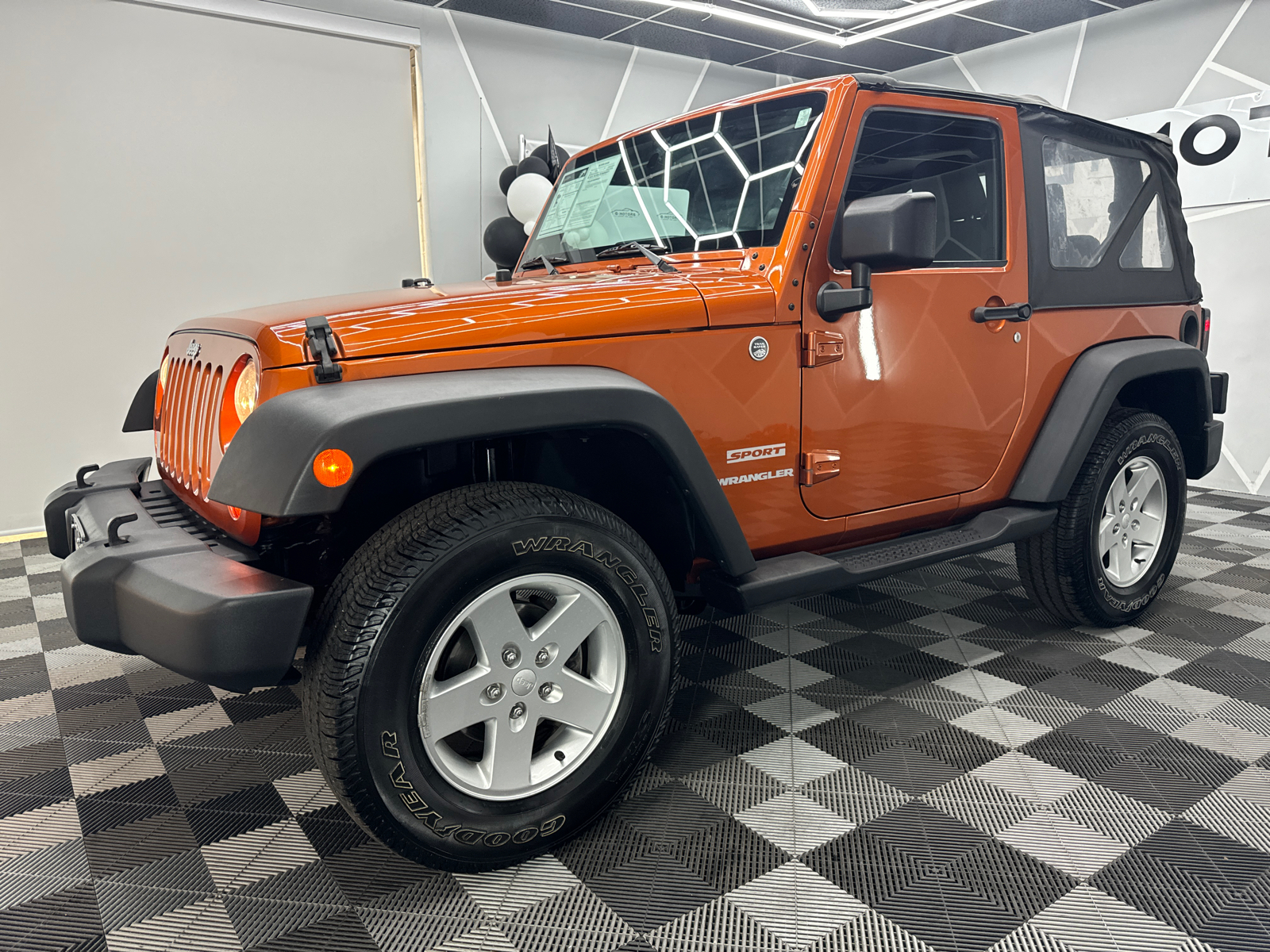 2011 Jeep Wrangler  2