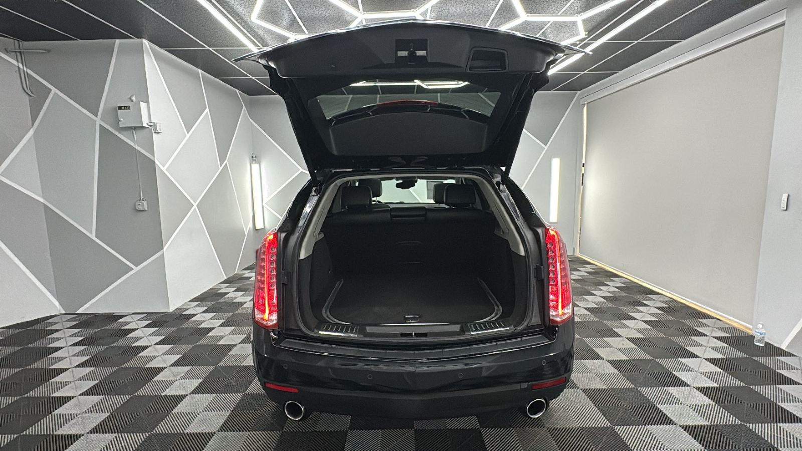 2016 Cadillac SRX Performance Collection Sport Utility 4D 20