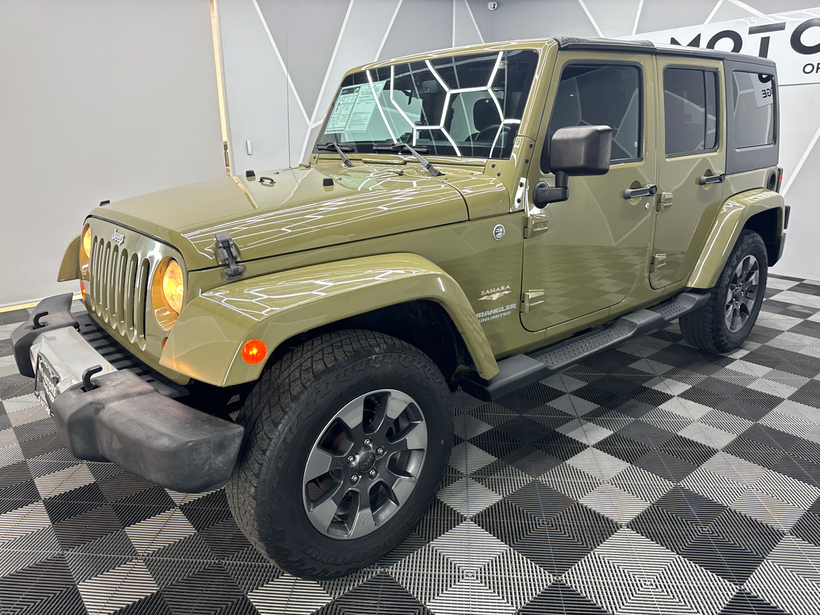 2013 Jeep Wrangler Unlimited Sahara Sport Utility 4D 2