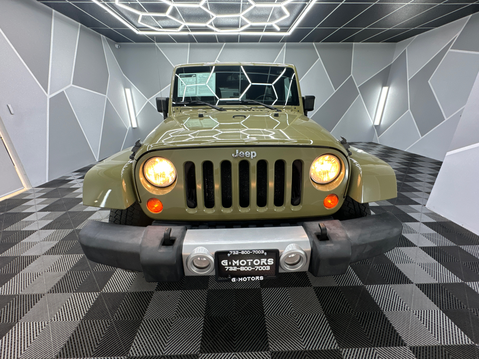 2013 Jeep Wrangler Unlimited Sahara Sport Utility 4D 15