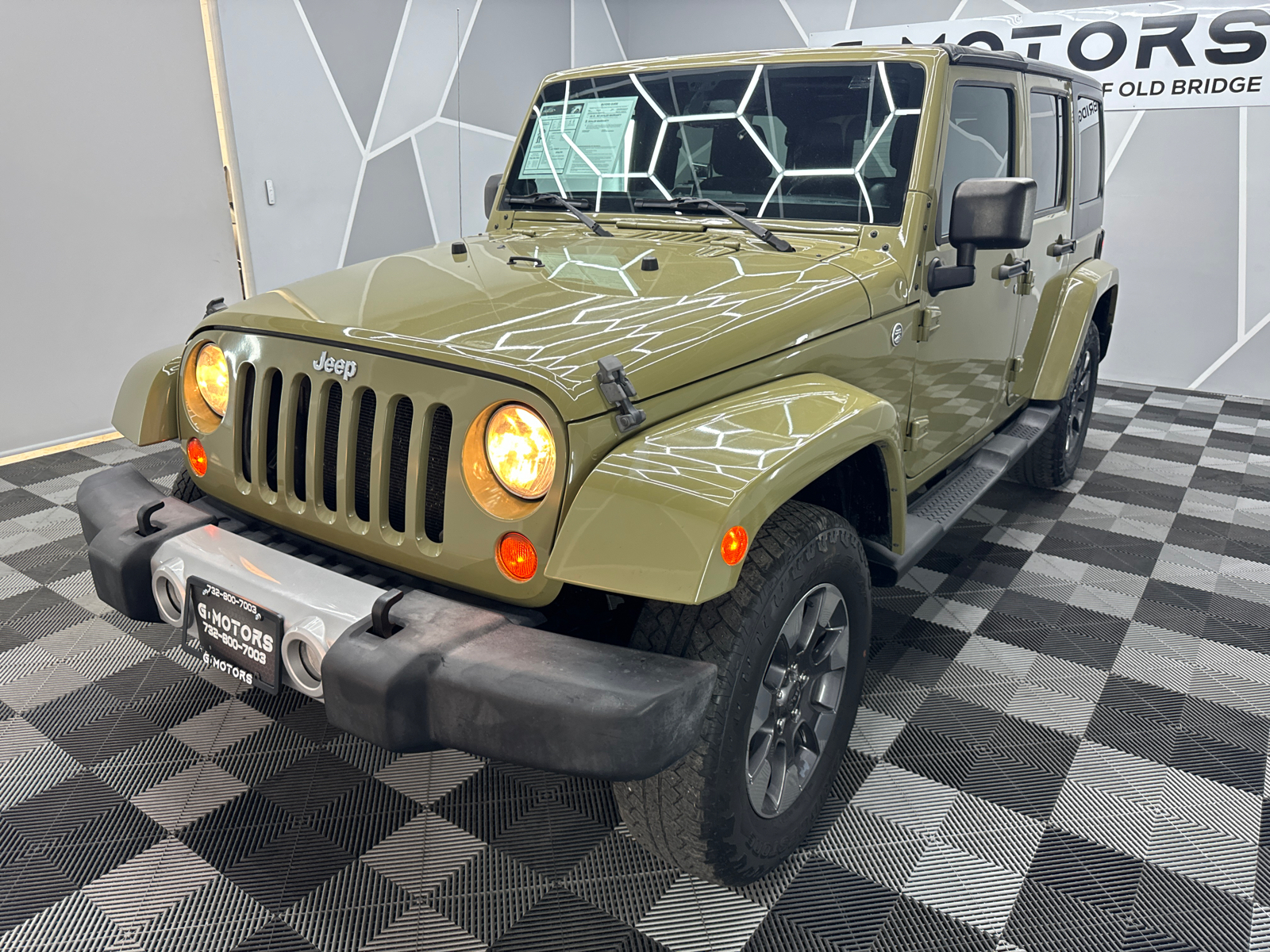 2013 Jeep Wrangler Unlimited Sahara Sport Utility 4D 17