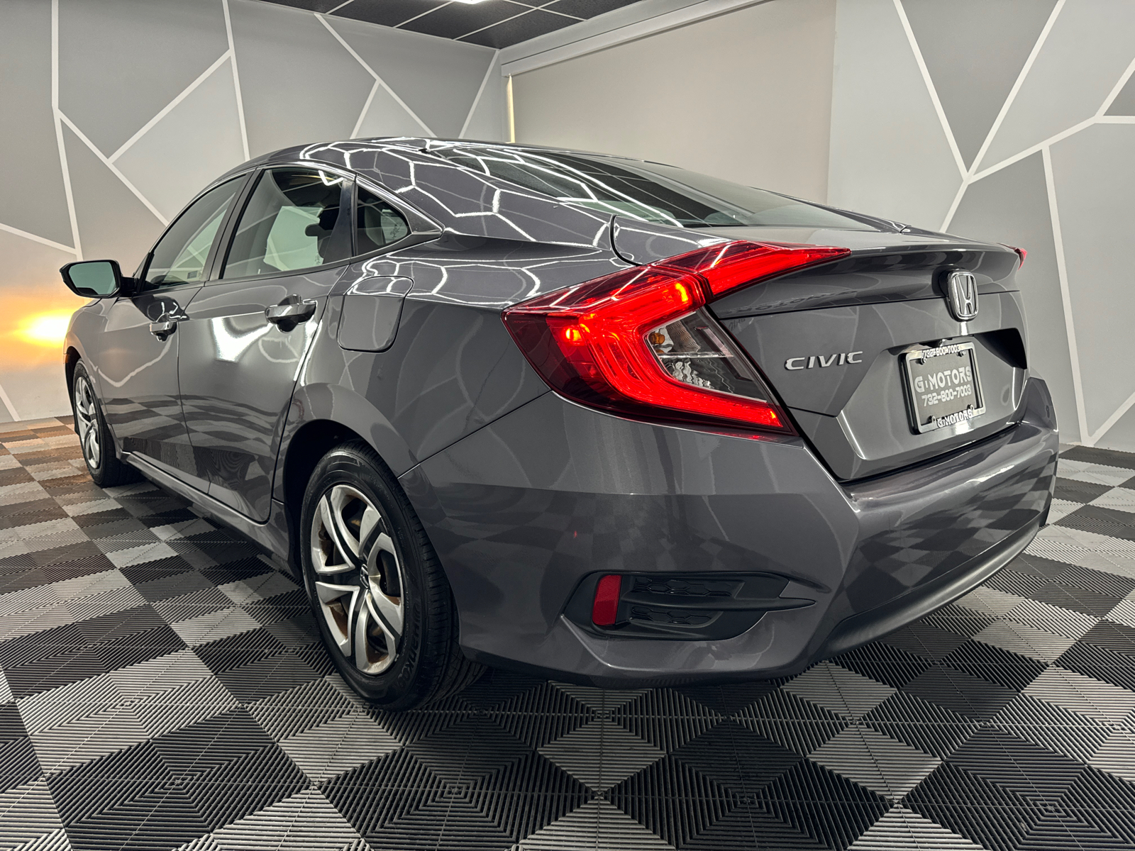 2018 Honda Civic LX Sedan 4D 5