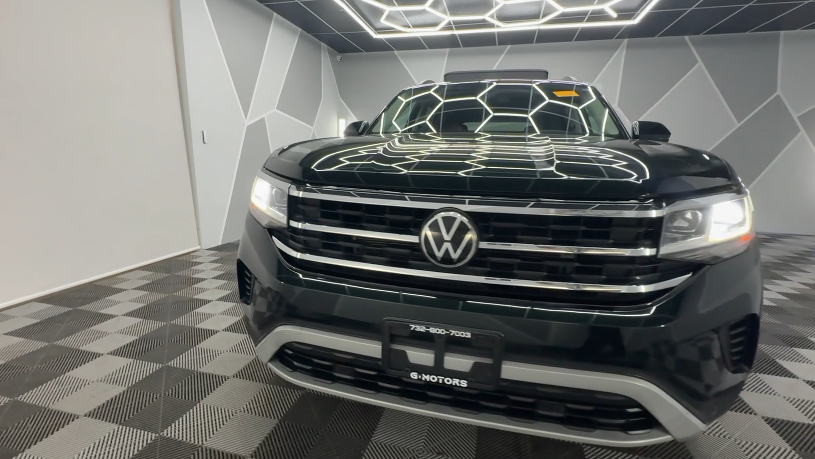 2021 Volkswagen Atlas SE 4Motion w/Tech Pkg (2021.5) Sport Utility 4D 20