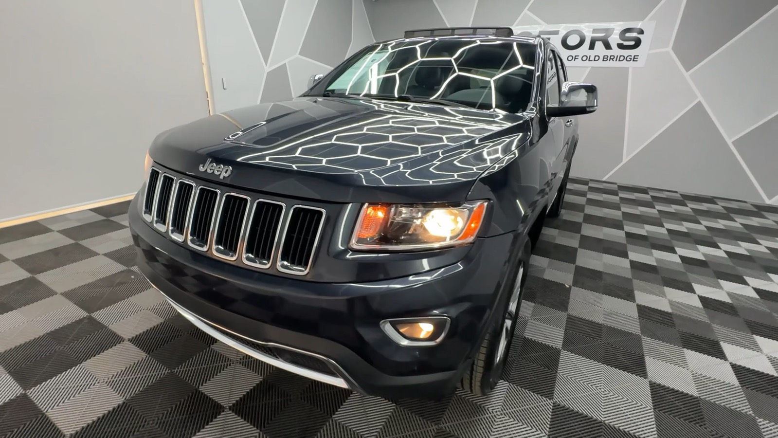 2014 Jeep Grand Cherokee Limited Sport Utility 4D 16