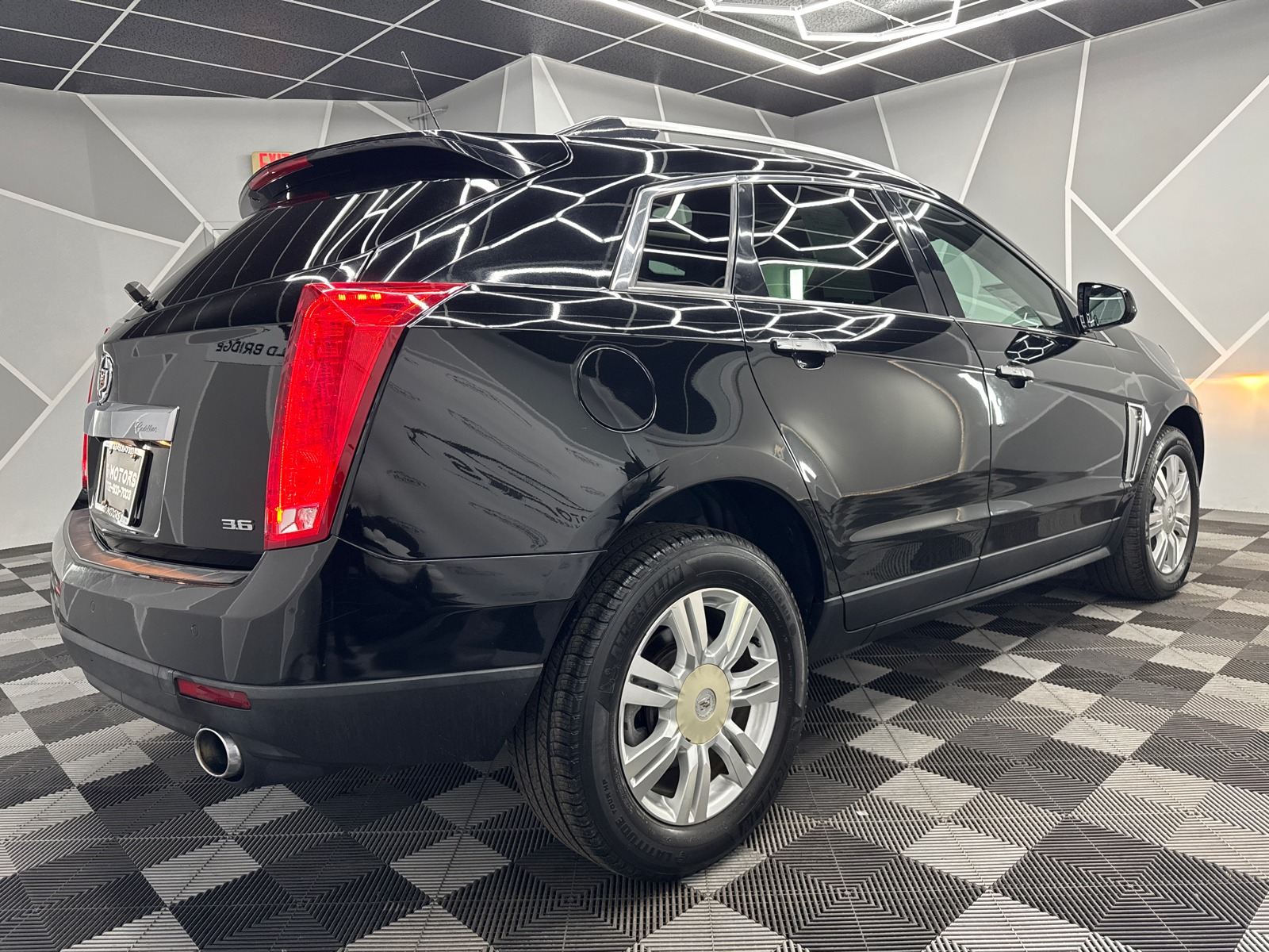 2015 Cadillac SRX Luxury Collection Sport Utility 4D 10