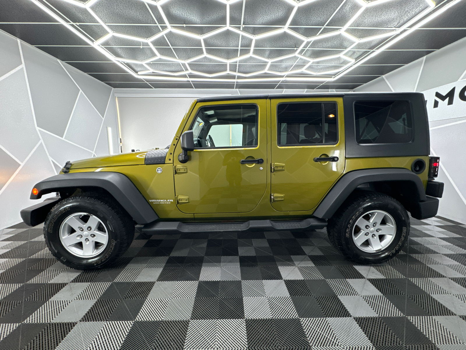 2008 Jeep Wrangler Unlimited X Sport Utility 4D 3