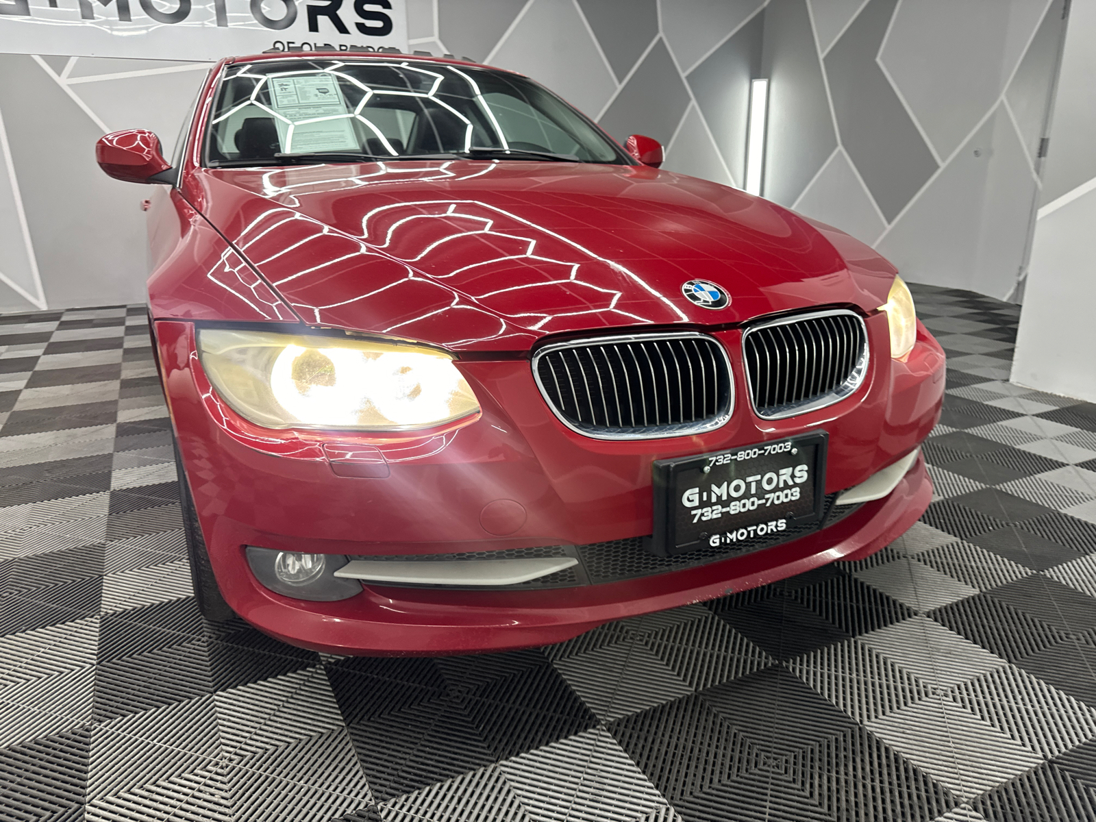 2011 BMW 3 Series  14