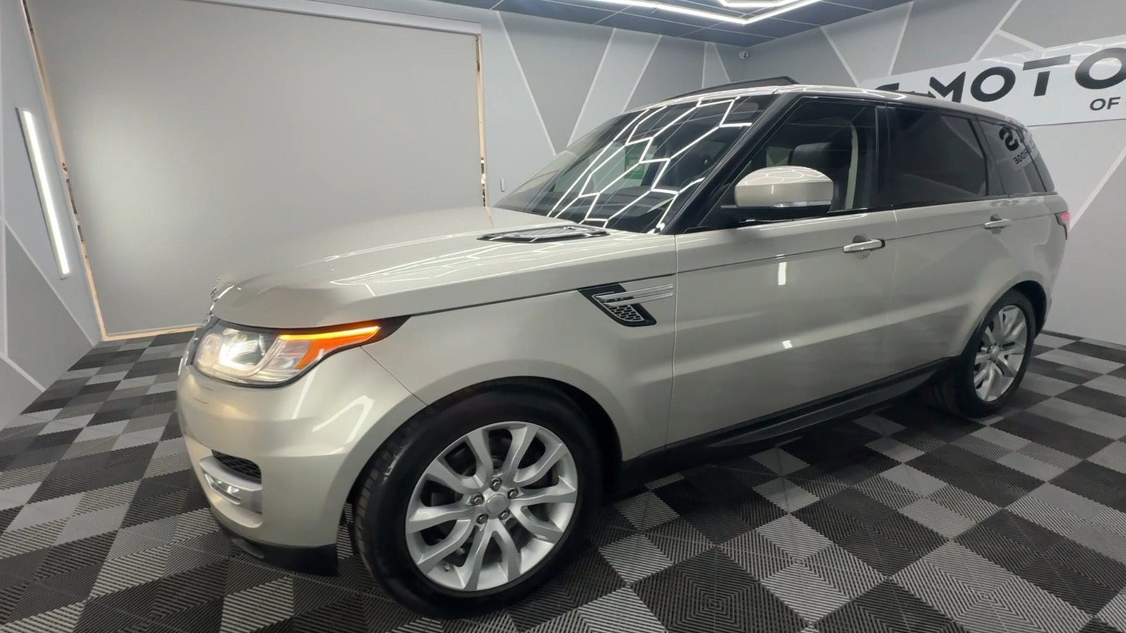 2016 Land Rover Range Rover Sport HSE Sport Utility 4D 2