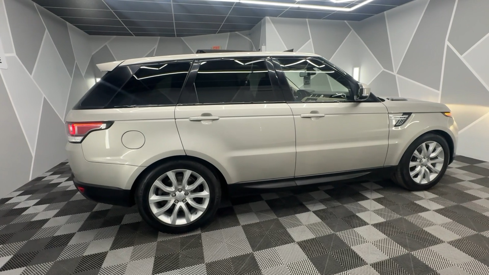 2016 Land Rover Range Rover Sport HSE Sport Utility 4D 10