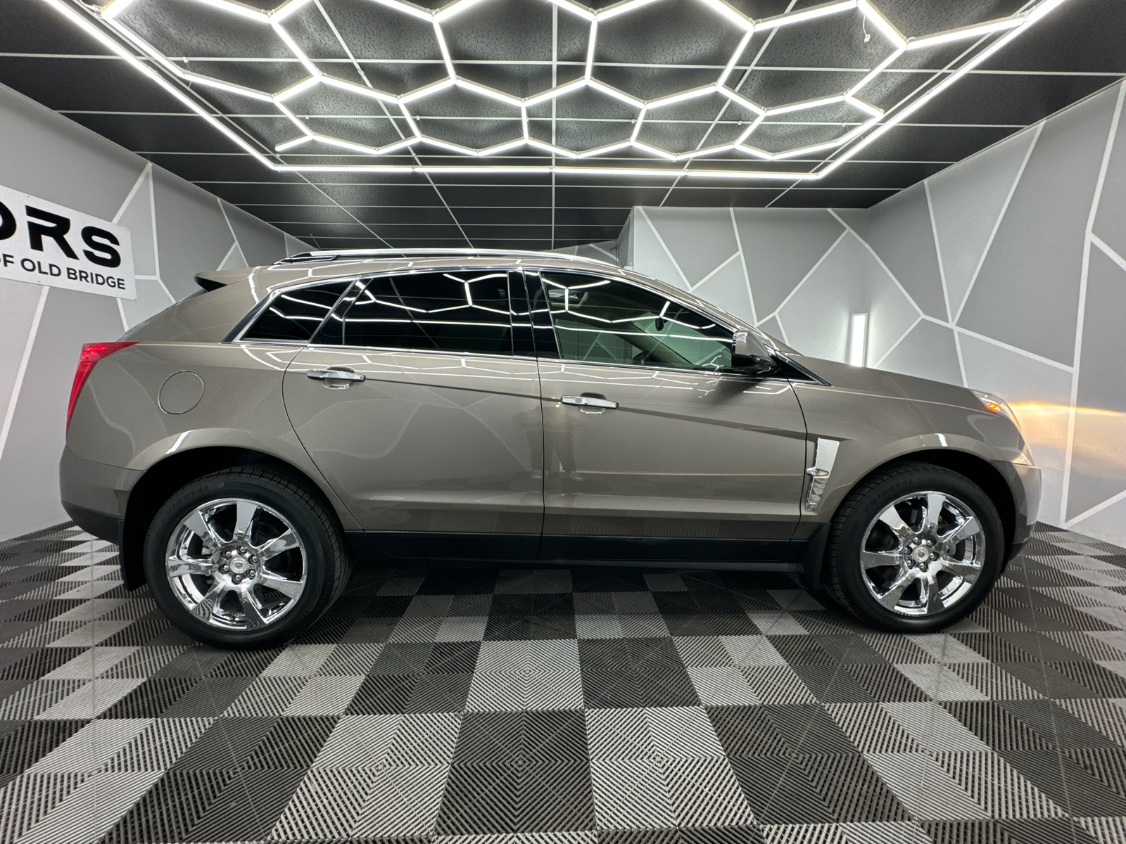 2012 Cadillac SRX Sport Utility 4D 11