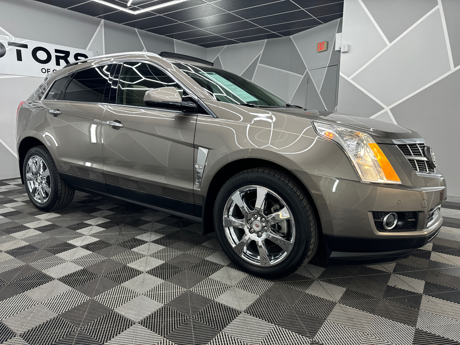 2012 Cadillac SRX Sport Utility 4D 12