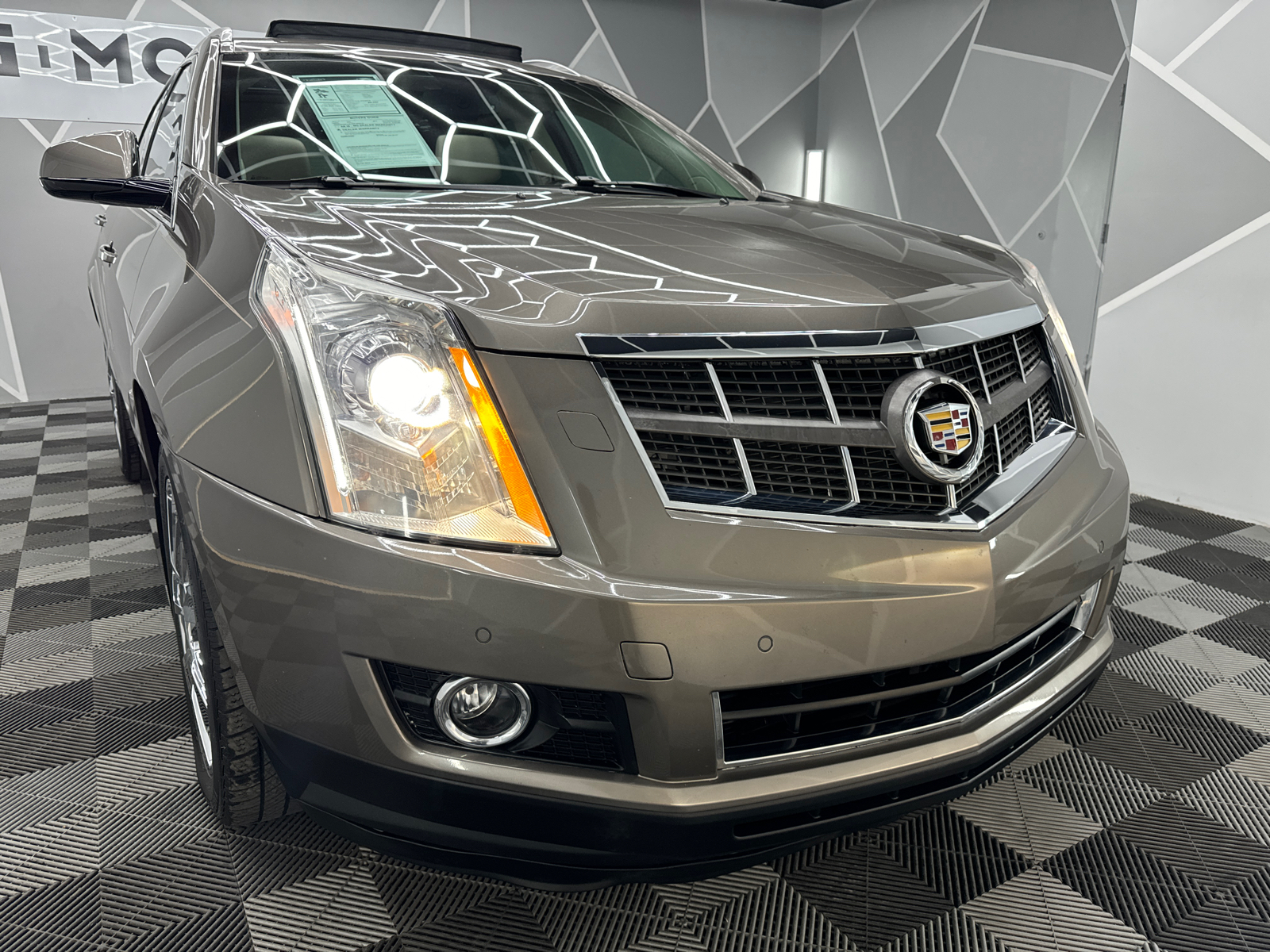 2012 Cadillac SRX Sport Utility 4D 14