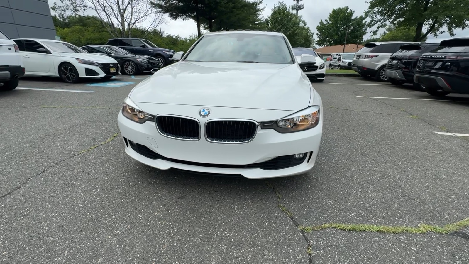 2015 BMW 3 Series 328i Sedan 4D 11