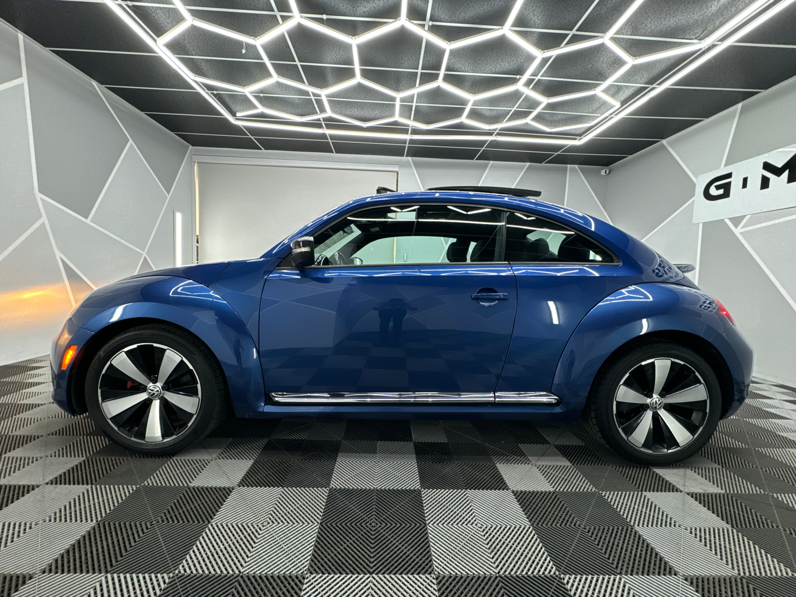 2013 Volkswagen Beetle Turbo Hatchback 2D 3