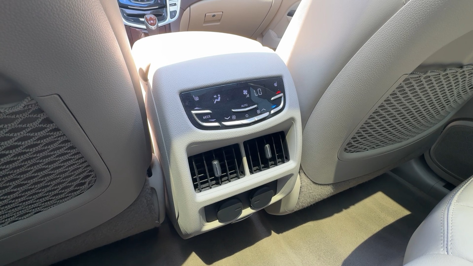 2014 Cadillac SRX Premium Collection Sport Utility 4D 45