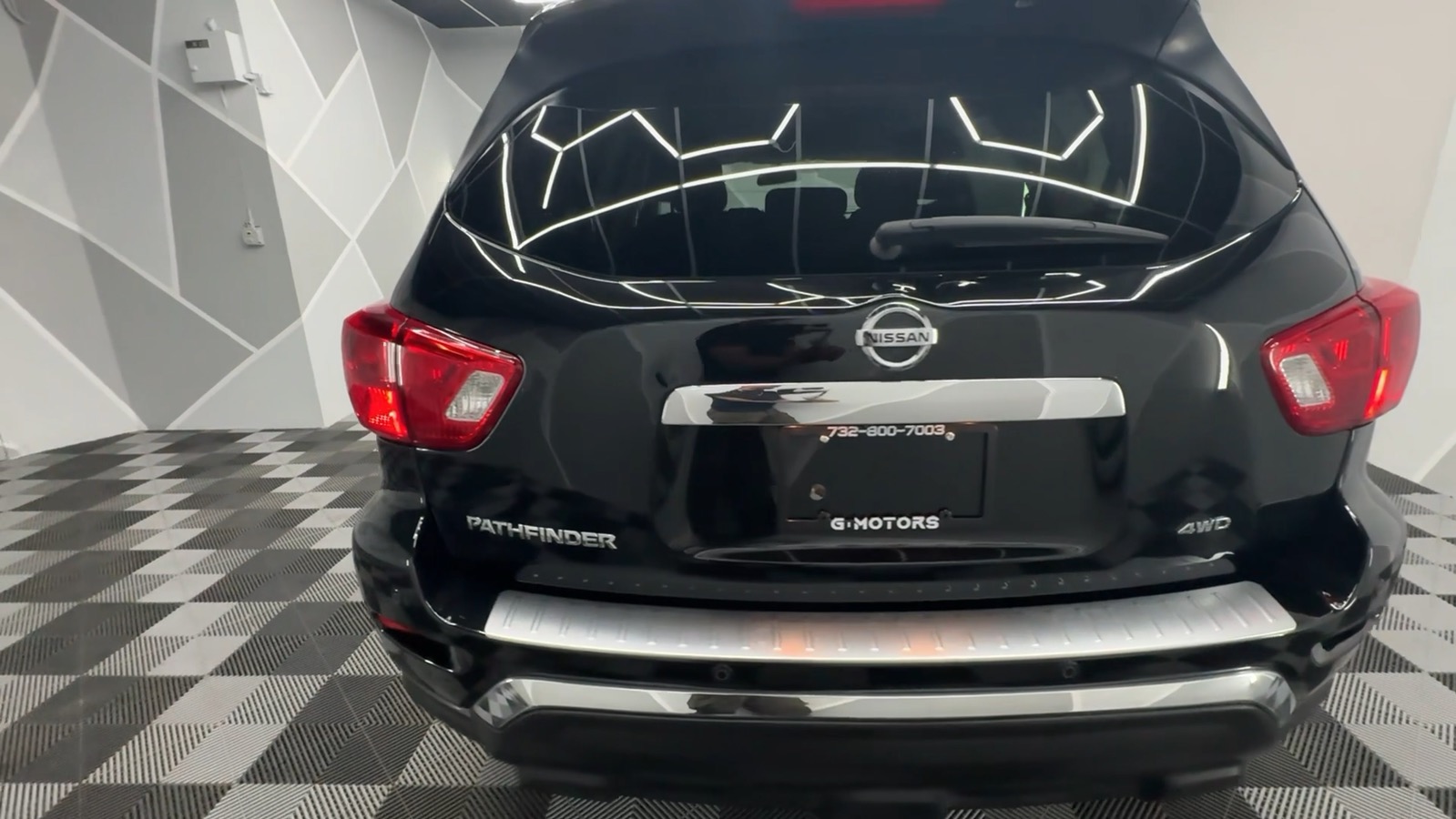 2020 Nissan Pathfinder S Sport Utility 4D 11