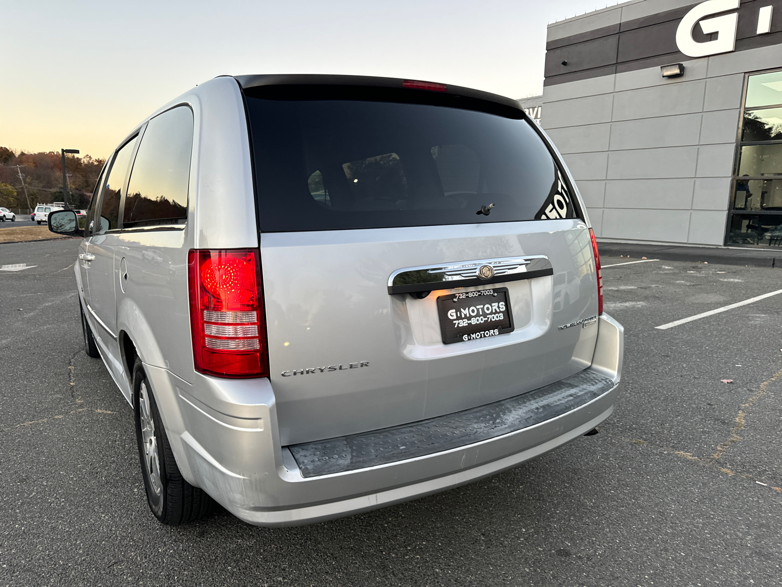 2009 Chrysler Town and Country  6