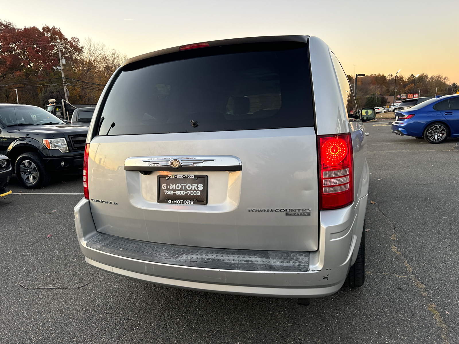 2009 Chrysler Town and Country  8