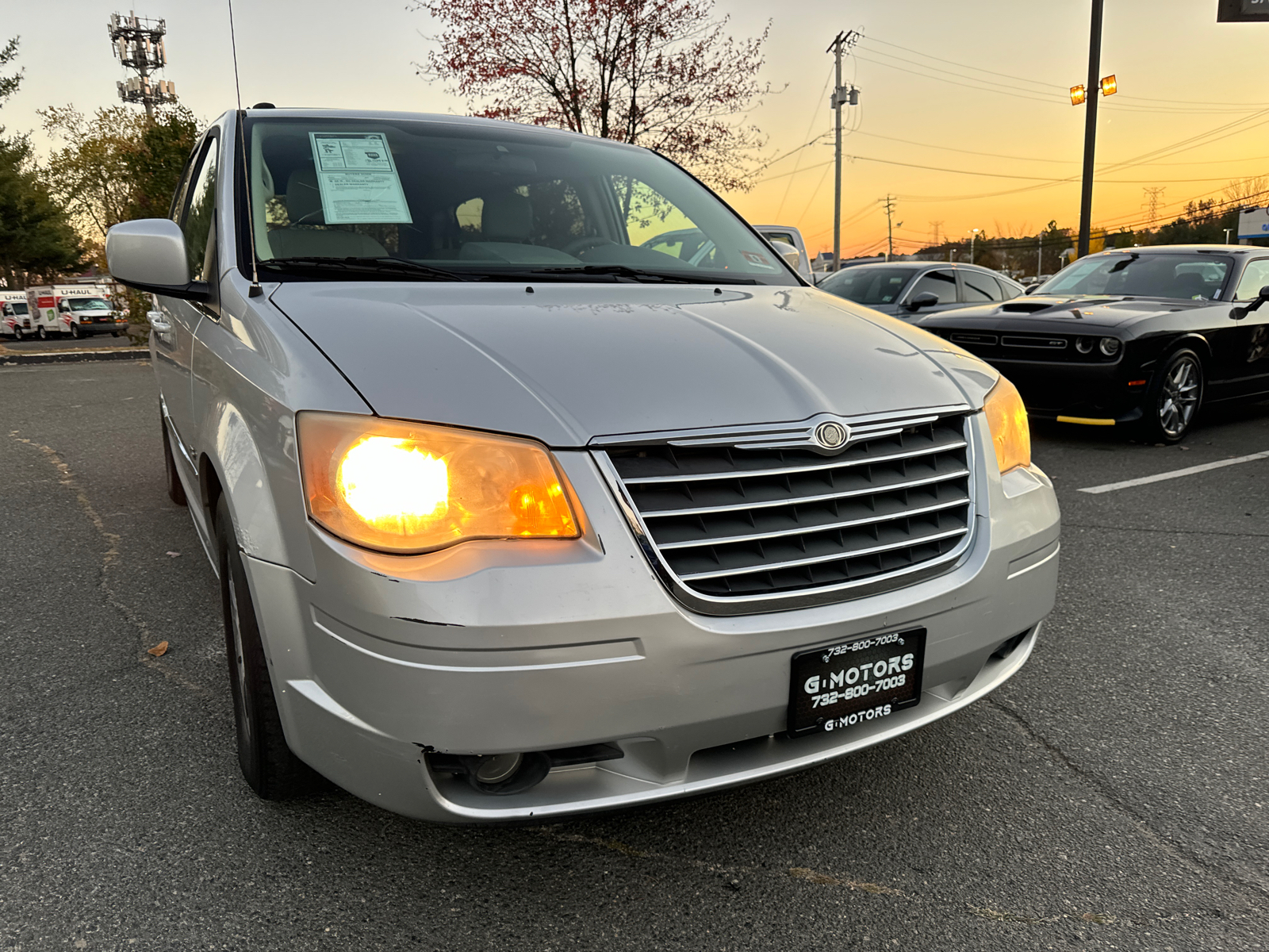 2009 Chrysler Town and Country  14